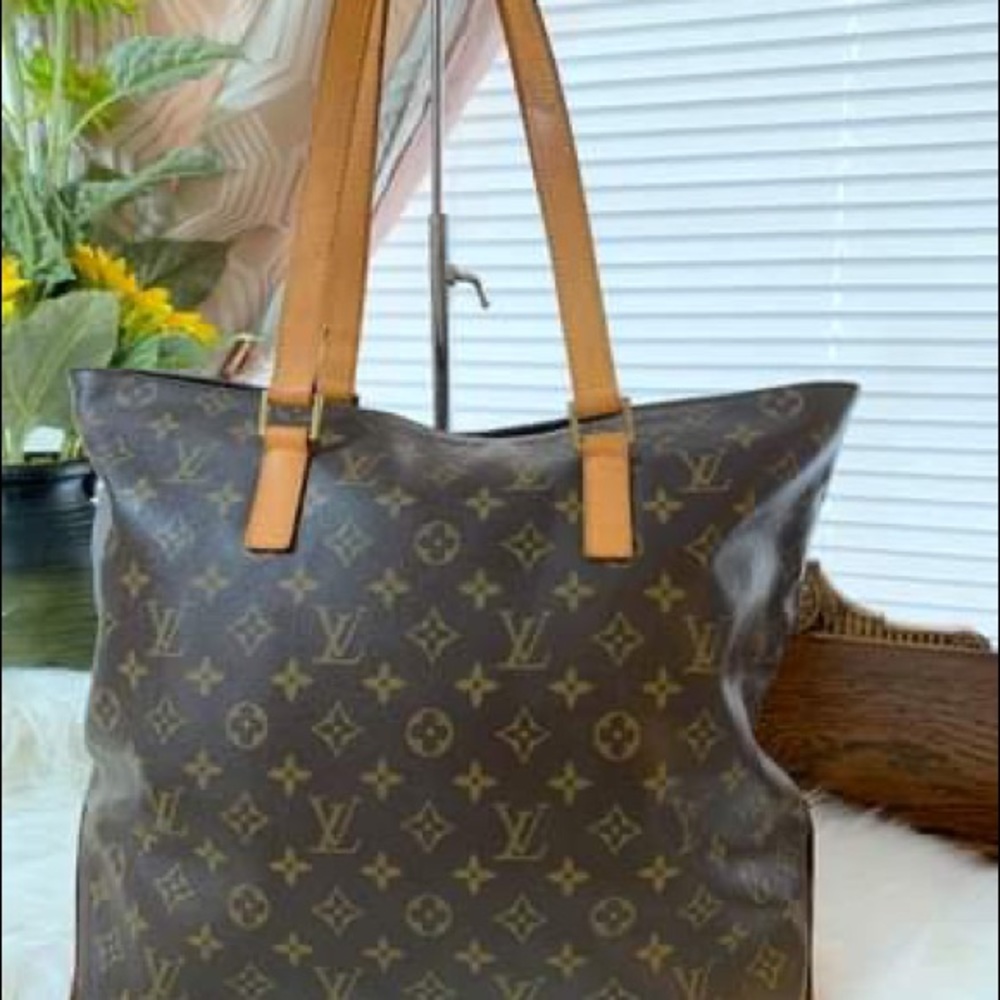 Authentic Louis Vuitton Cabas Mezzo